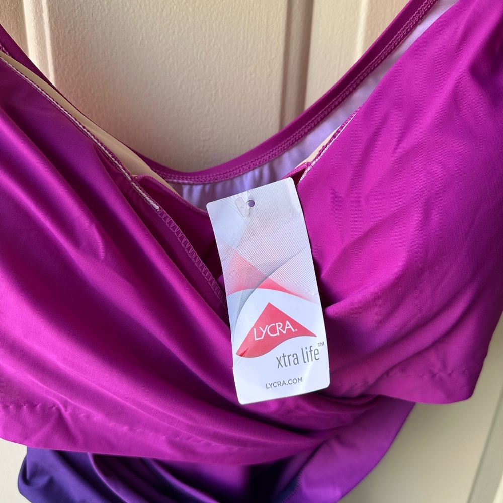 Lands' End Women's Purple One-Piece Swimsuit - Picture 3 of 4